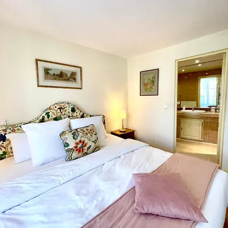 Bed and Breakfast Le Logis Plantagenet Μπερζεράκ