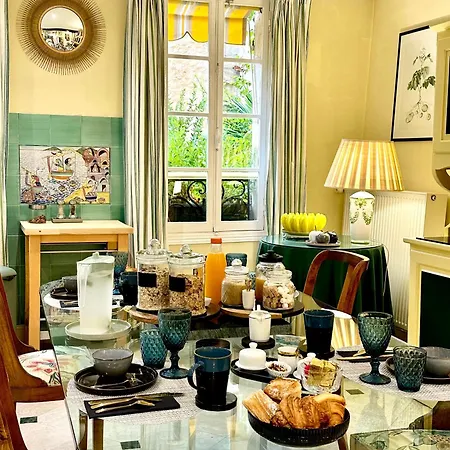 Le Logis Plantagenet 住宿加早餐酒店 贝尔热拉克