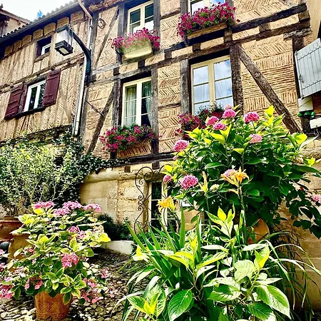 住宿加早餐酒店 Le Logis Plantagenet 贝尔热拉克