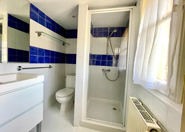 Le Logis Plantagenêt Couette-café 3*