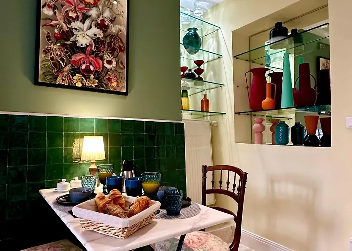 Couette-café Le Logis Plantagenêt 3*