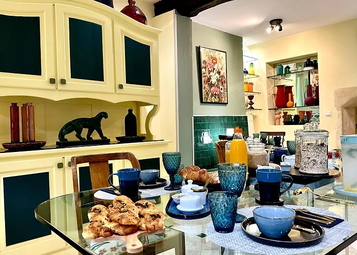 Couette-café Le Logis Plantagenêt 3*